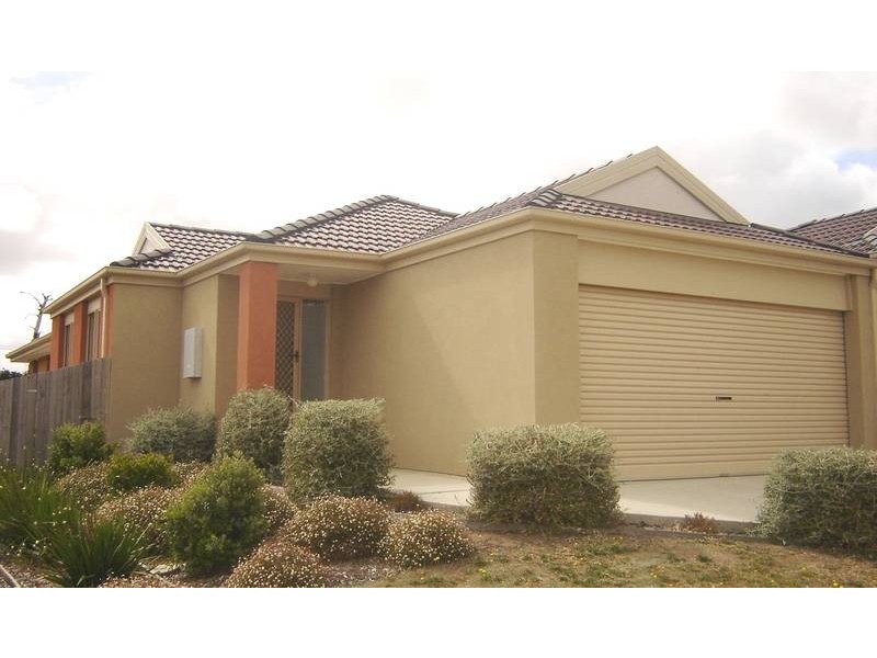 1 Athena Court, Cranbourne VIC 3977