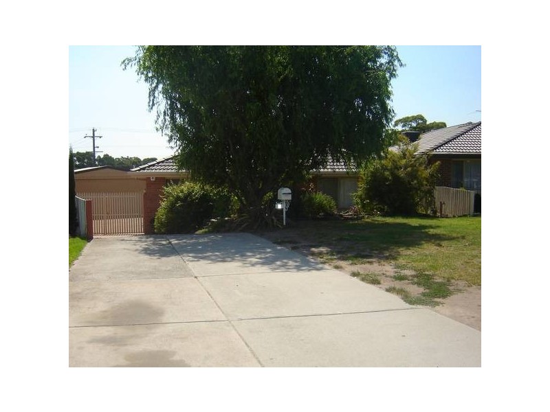 6 Summit Court, Hampton Park VIC 3976