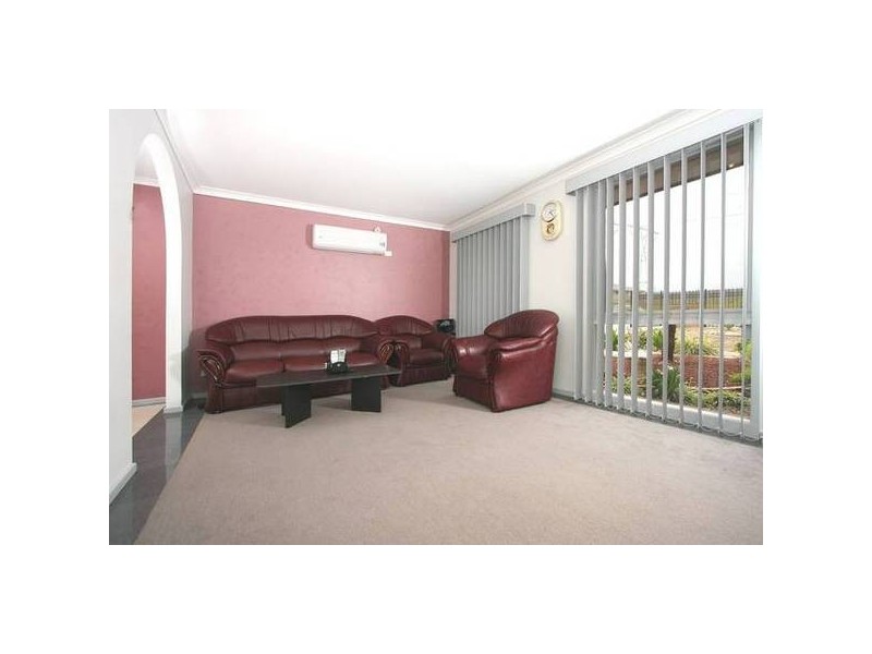 19 Jessica Drive, Hampton Park VIC 3976