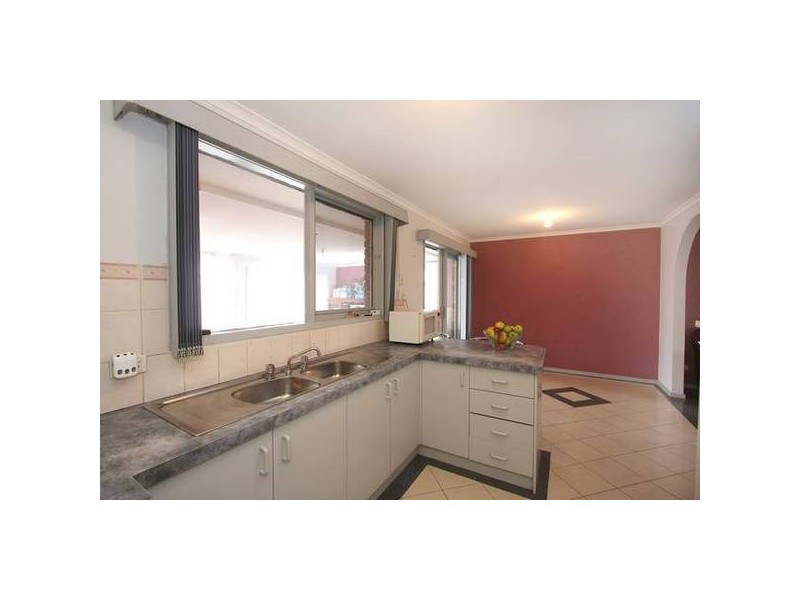 19 Jessica Drive, Hampton Park VIC 3976