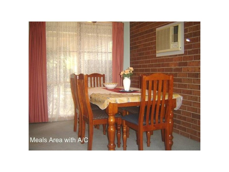 8 Princess Maria Place, Hampton Park VIC 3976