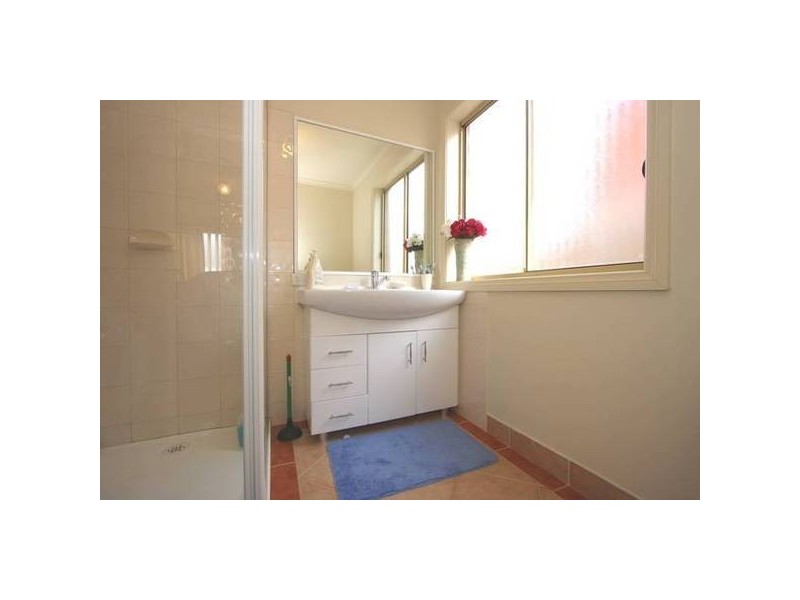 2 McKern Place, Lynbrook VIC 3975