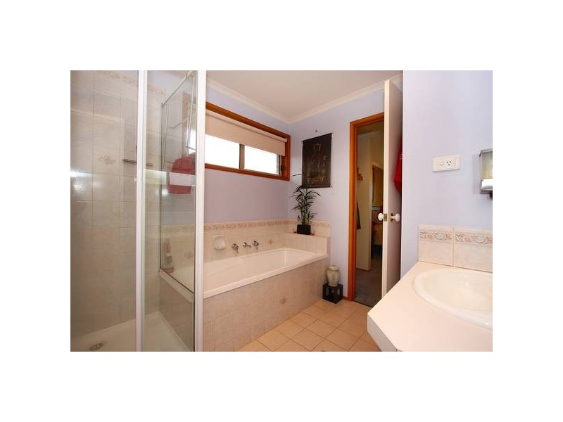 7 Thelma Rise, Hampton Park VIC 3976