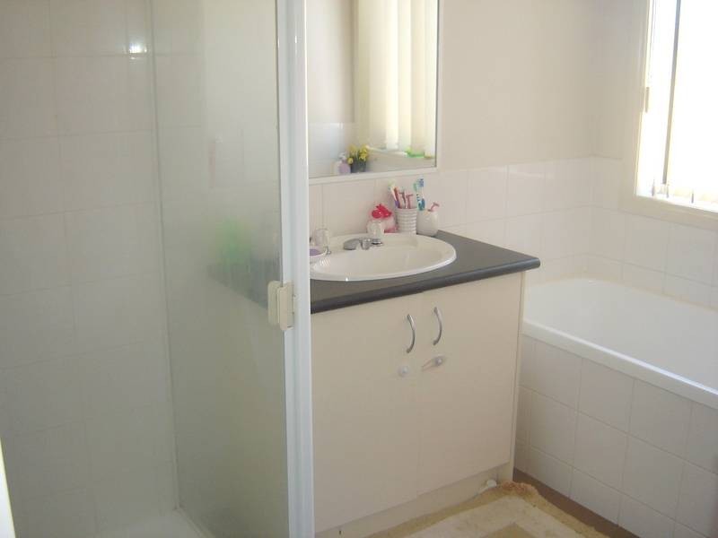 9 Tulip Grove, Cranbourne VIC 3977