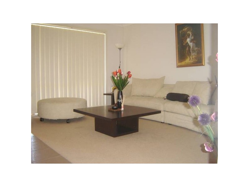 9 Tulip Grove, Cranbourne VIC 3977