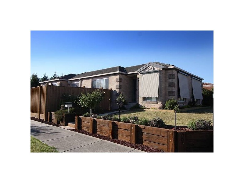 2 Cumulus Court, Hampton Park VIC 3976