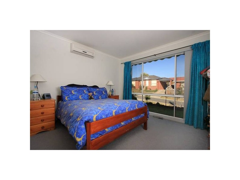 2 Cumulus Court, Hampton Park VIC 3976