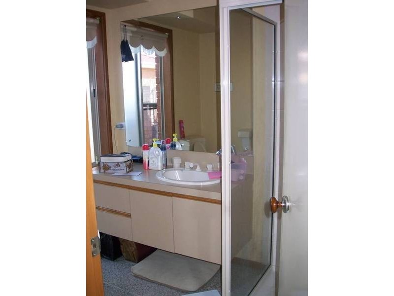 2 Cheshunt Drive, Hallam VIC 3803