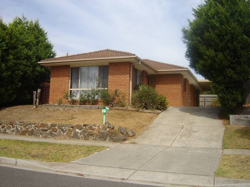 4 Cumberland Chase, Hampton Park VIC 3976