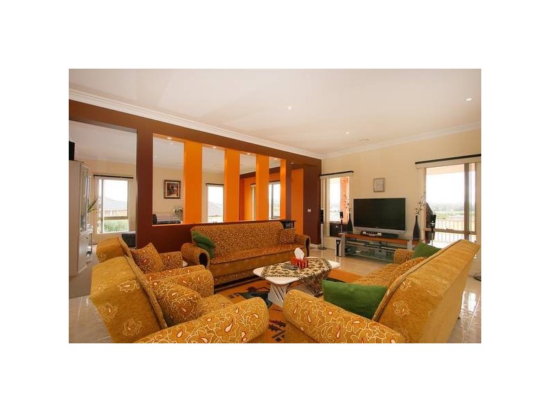 26 Frederick Rise, Narre Warren South VIC 3805