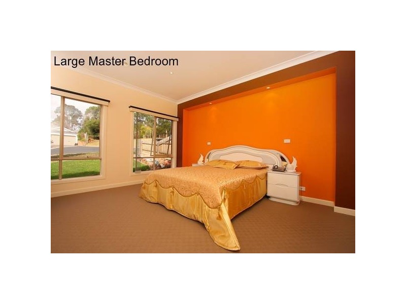 26 Frederick Rise, Narre Warren South VIC 3805