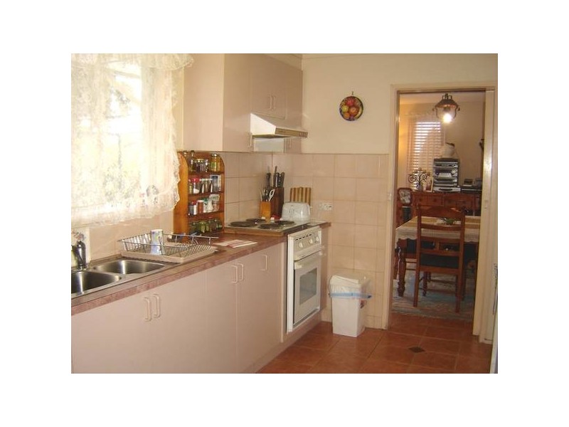 10 Pound Road, Hampton Park VIC 3976