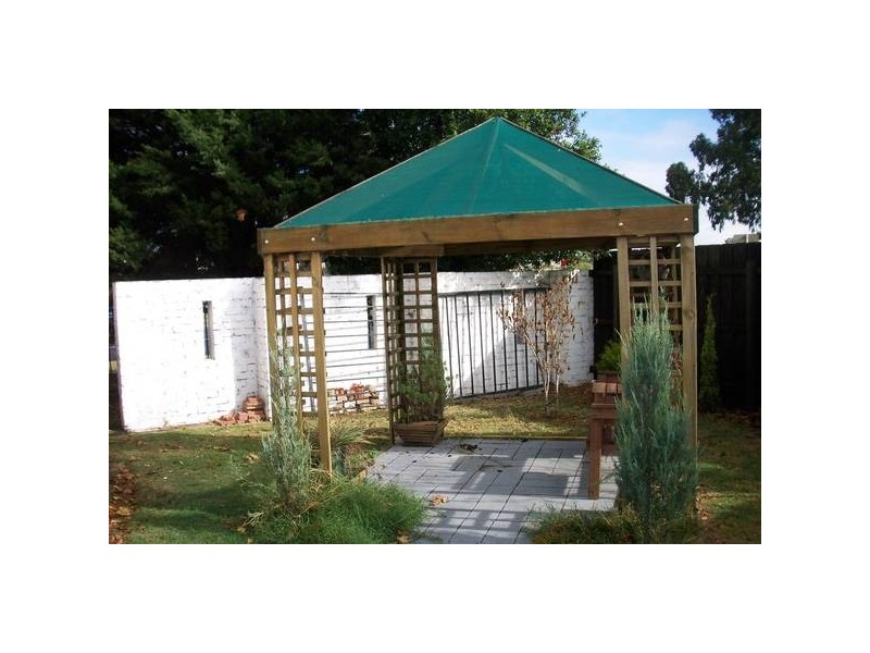 10 Pound Road, Hampton Park VIC 3976