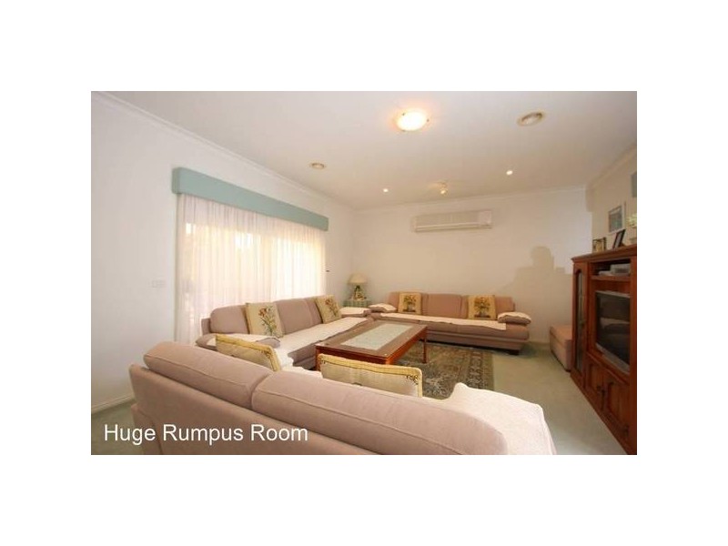 57 Wood Road, Narre Warren South VIC 3805