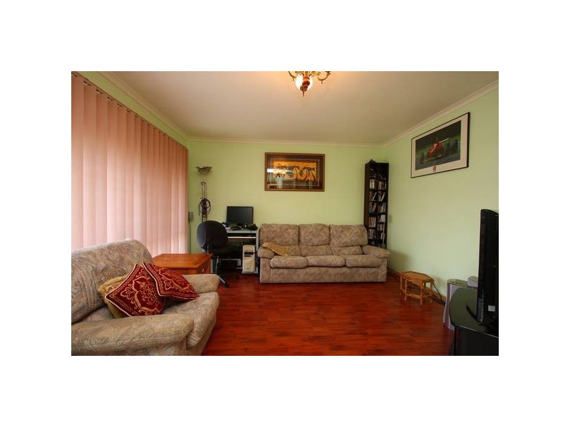17 Ralph Crescent, Hampton Park VIC 3976