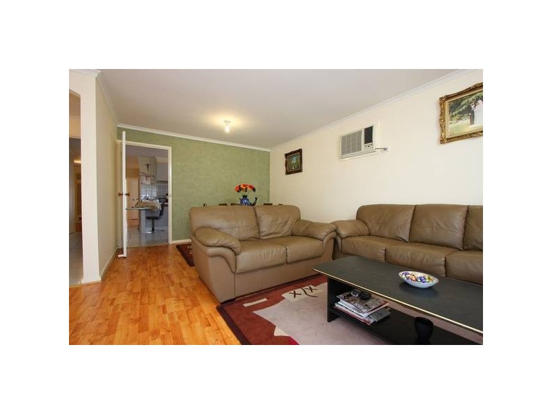 12 Narellan Drive, Hampton Park VIC 3976