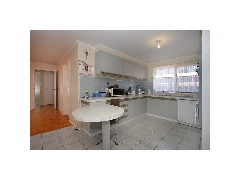 12 Narellan Drive, Hampton Park VIC 3976