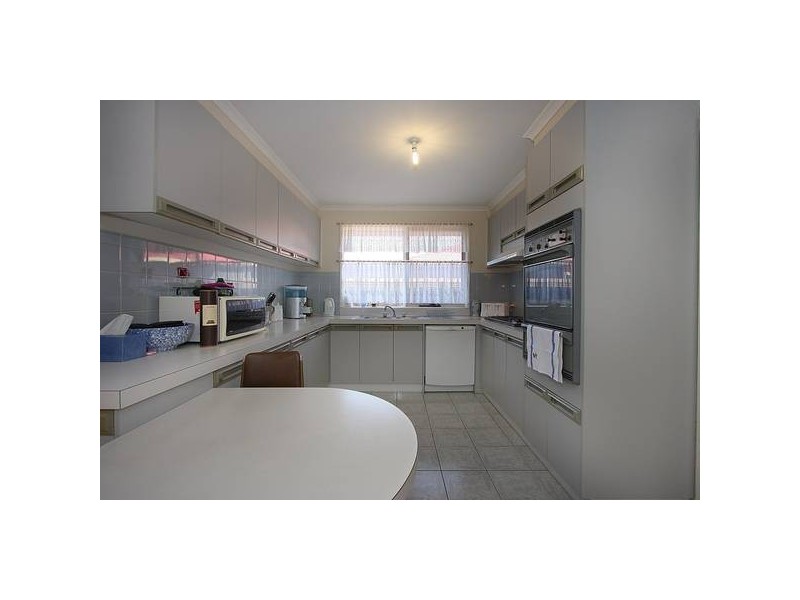 12 Narellan Drive, Hampton Park VIC 3976