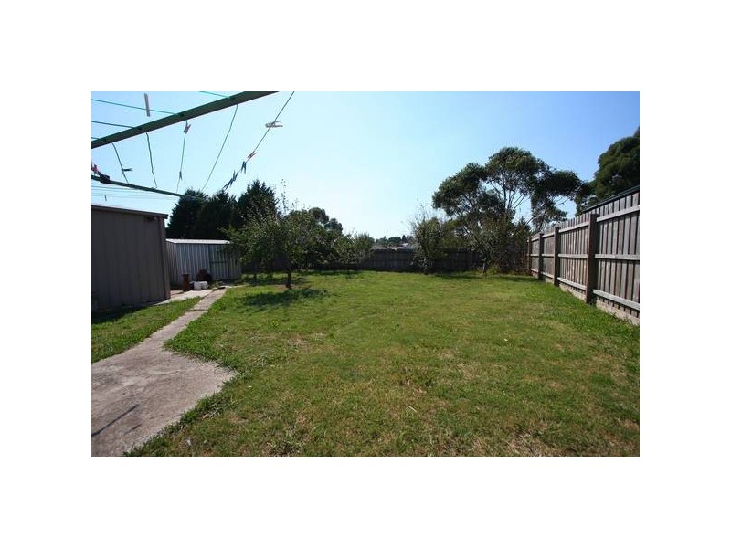 12 Narellan Drive, Hampton Park VIC 3976