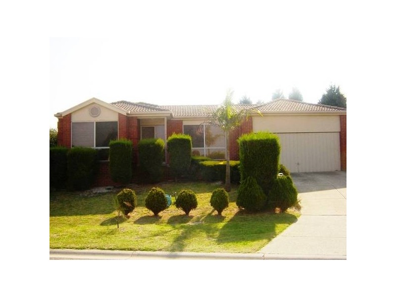 7 Sunset Place, Hampton Park VIC 3976