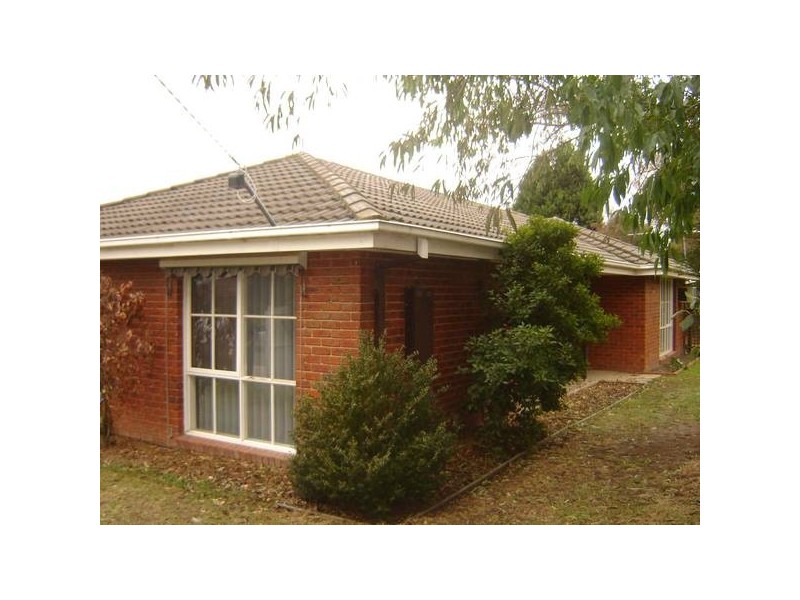 9 Ivan Crescent, Hampton Park VIC 3976