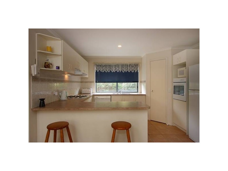 42 Bateman Grove, Hampton Park VIC 3976