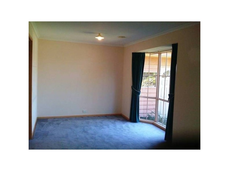 4 Oldhome Court, Narre Warren South VIC 3805