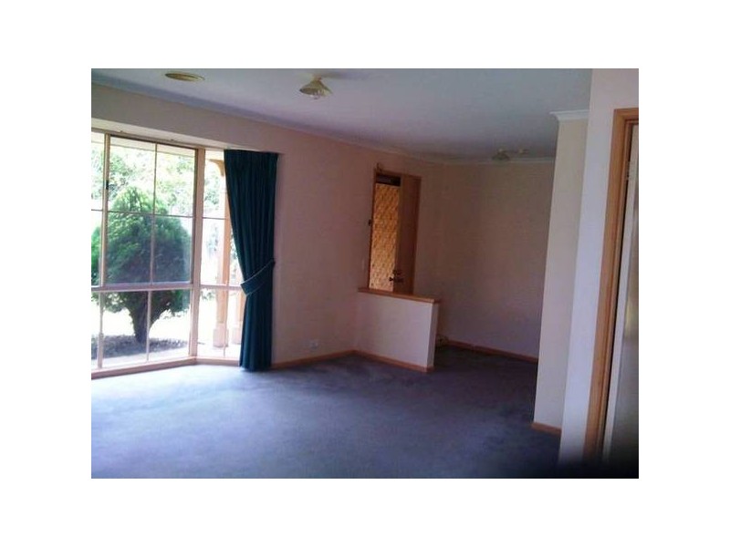 4 Oldhome Court, Narre Warren South VIC 3805