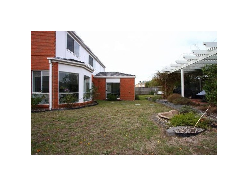 32 The Quays, Narre Warren South VIC 3805