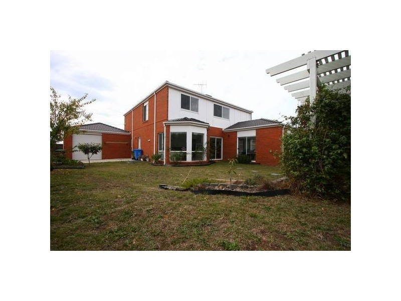 32 The Quays, Narre Warren South VIC 3805