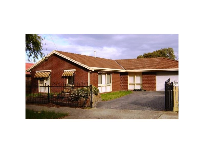 12 Tatterson Street, Hampton Park VIC 3976