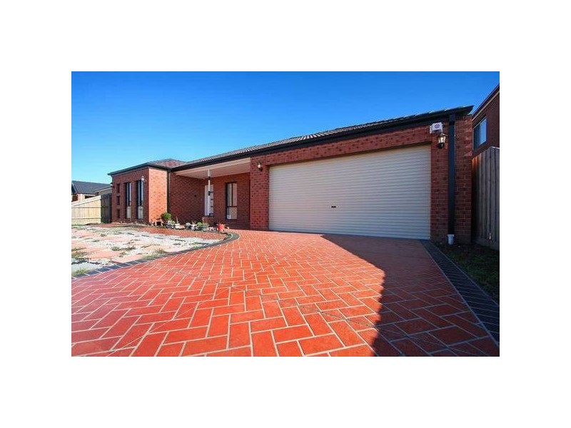 69 Elliott Parade, Lynbrook VIC 3975