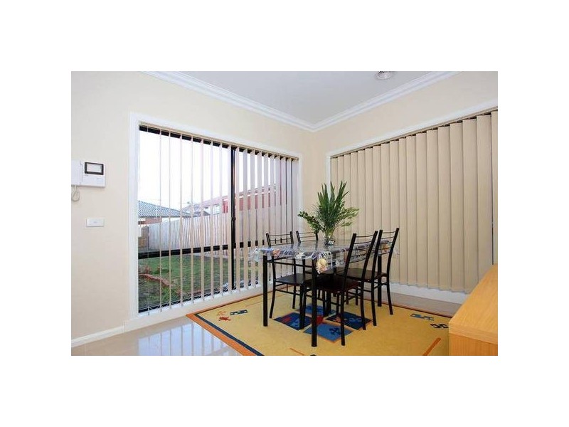 69 Elliott Parade, Lynbrook VIC 3975