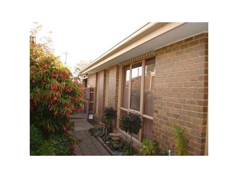 2/153 Fordholm Road, Hampton Park VIC 3976