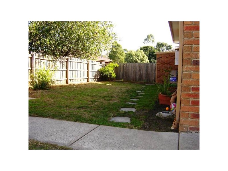 12/16-18 Regans Road, Hampton Park VIC 3976