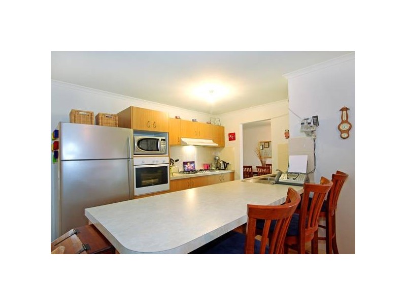 33 Karoonda Way, Hampton Park VIC 3976