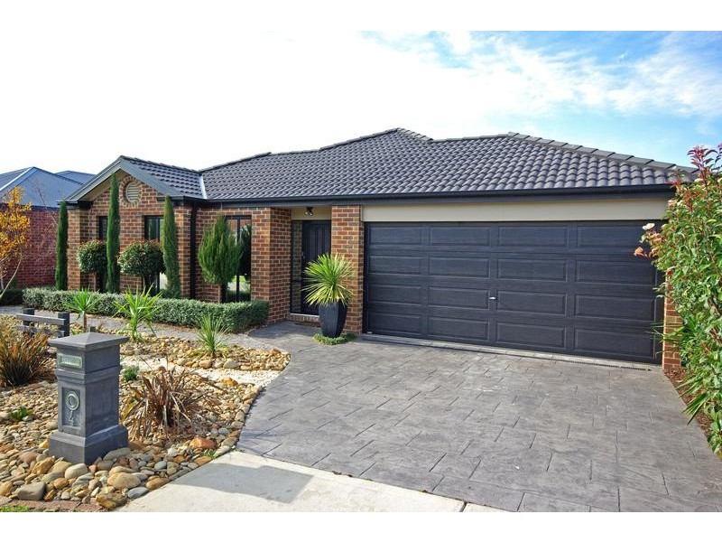4 Bramble Close, Lyndhurst VIC 3975