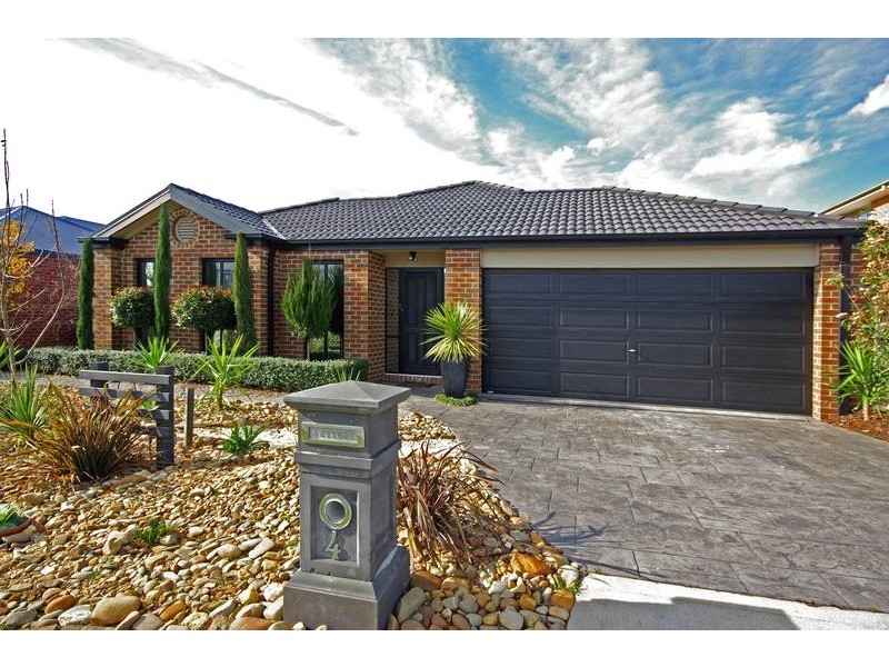 4 Bramble Close, Lyndhurst VIC 3975
