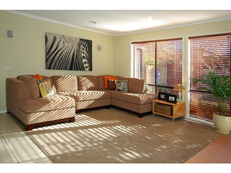 4 Bramble Close, Lyndhurst VIC 3975