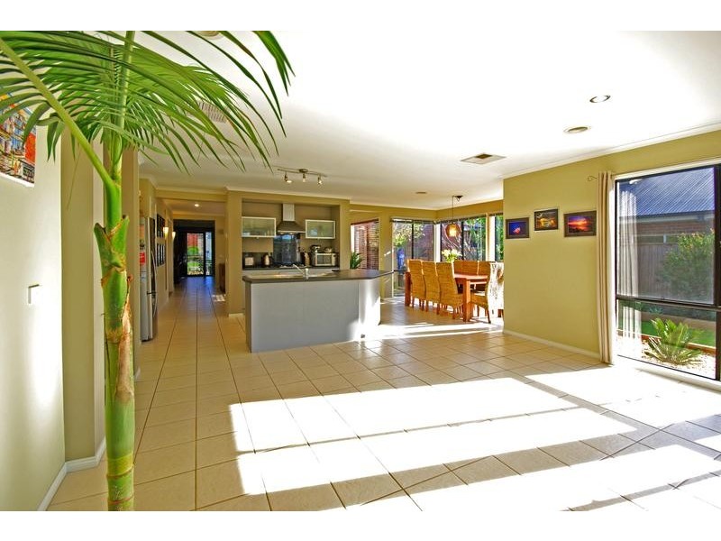 4 Bramble Close, Lyndhurst VIC 3975