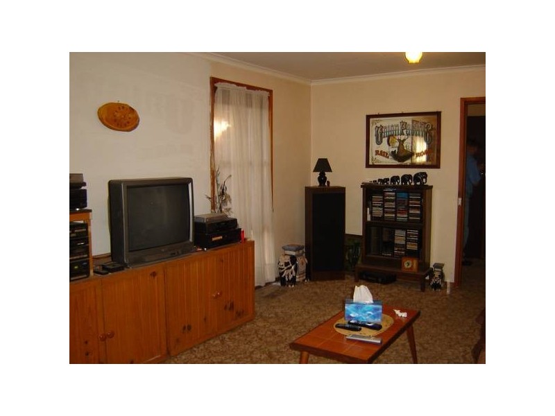 6 Village Drive, Hampton Park VIC 3976