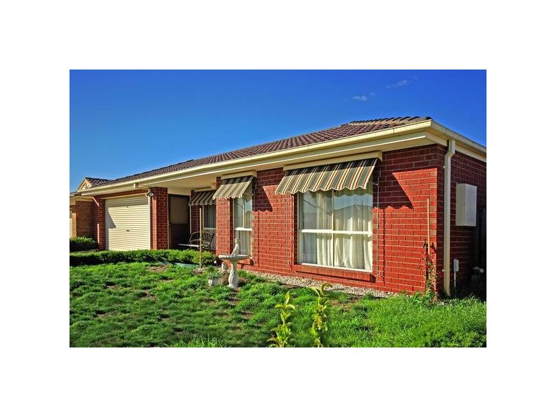 10 Arnica Close, Hampton Park VIC 3976