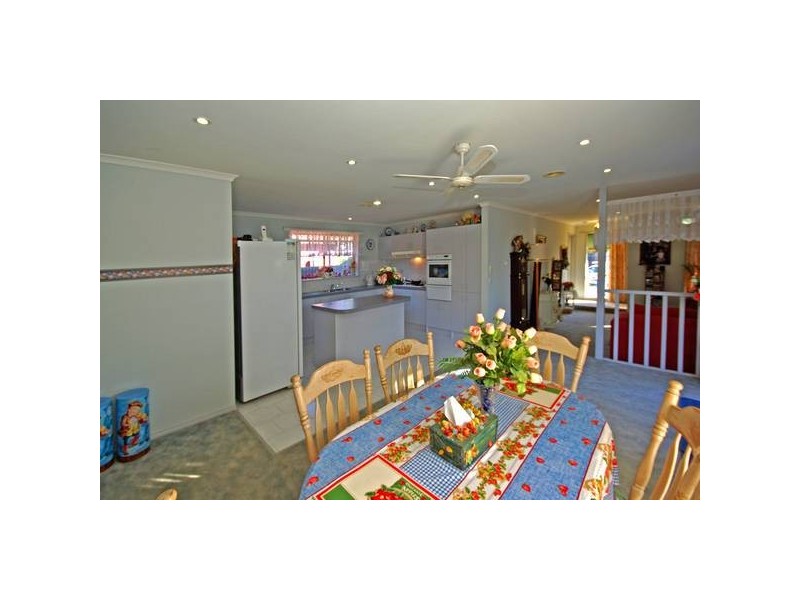 10 Arnica Close, Hampton Park VIC 3976