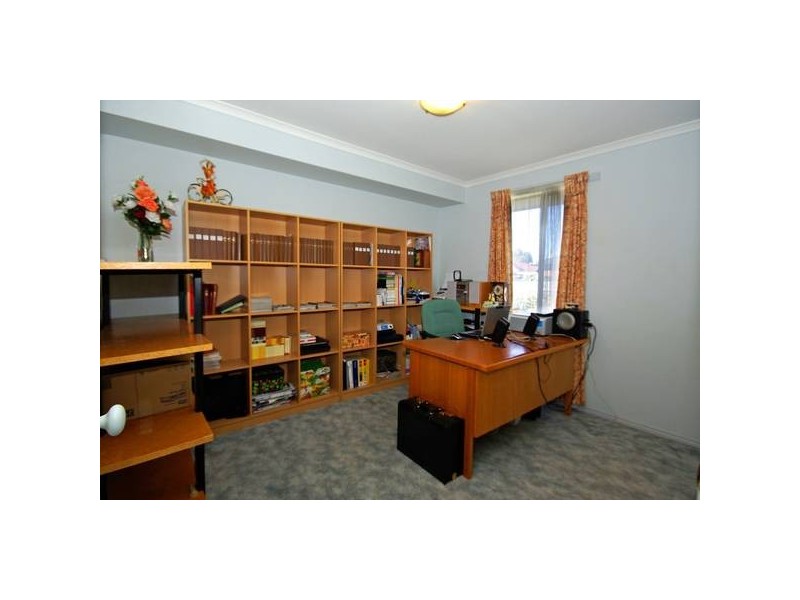 10 Arnica Close, Hampton Park VIC 3976