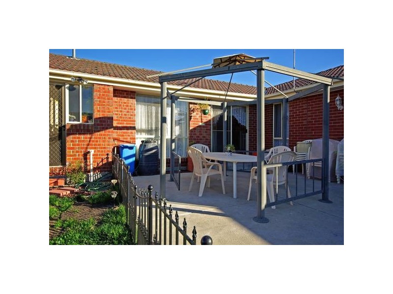 10 Arnica Close, Hampton Park VIC 3976