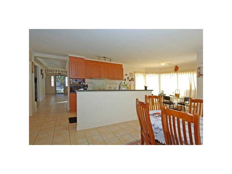 7 Dennis Close, Lynbrook VIC 3975