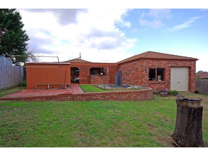 3 Strong Drive, Hampton Park VIC 3976