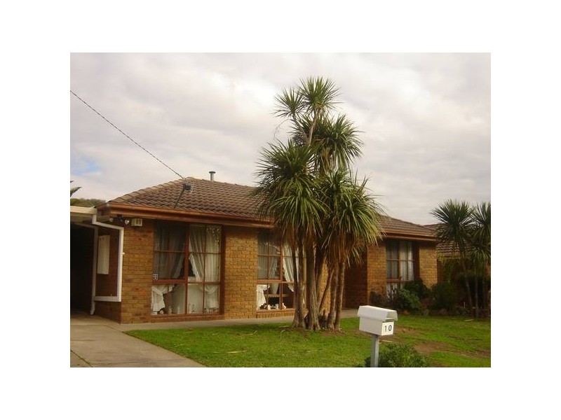 10 Ivan Crescent, Hampton Park VIC 3976