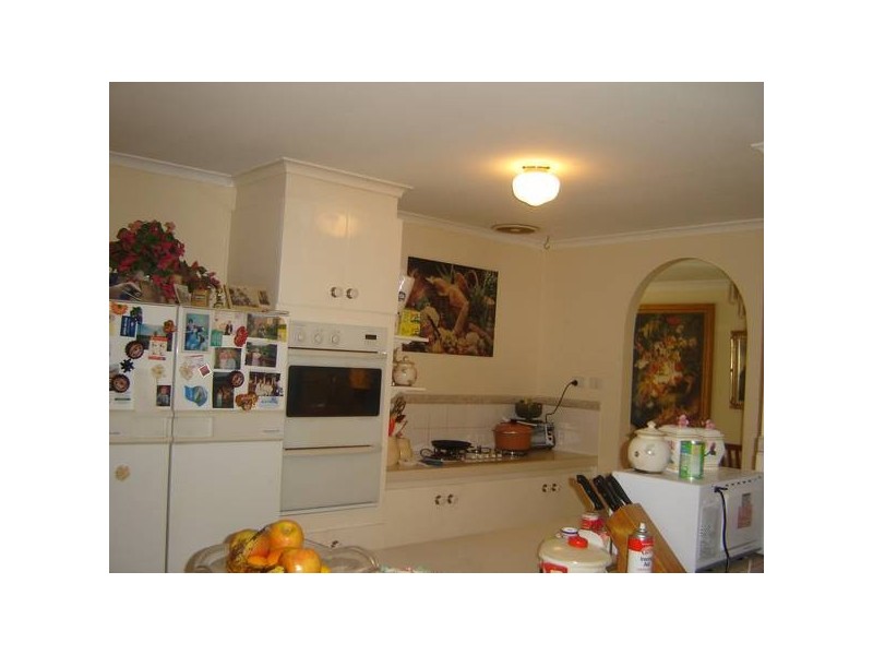 10 Ivan Crescent, Hampton Park VIC 3976