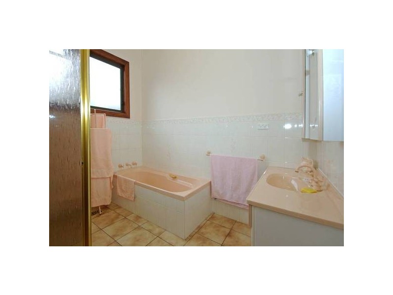 44 Pound Road, Hampton Park VIC 3976